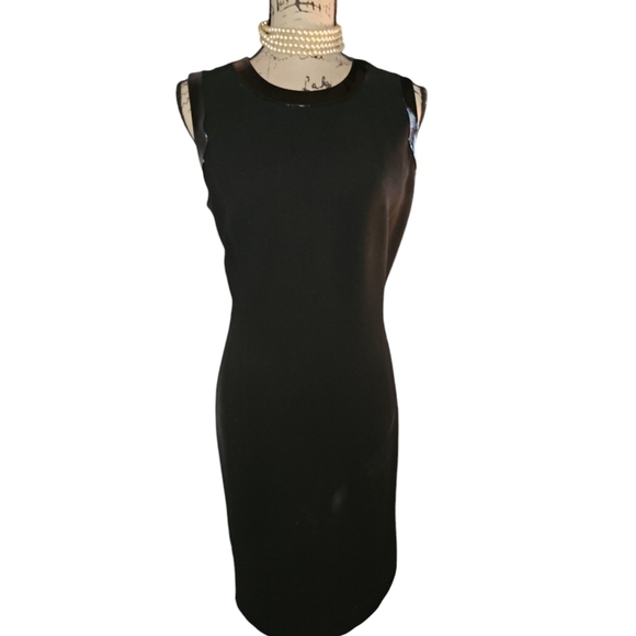 Ellen Tracy Dresses & Skirts - Ellen Tracy for Neiman Marcus‎ sz 10 little black dress 👗